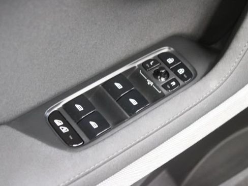 Used 2024 Polestar Polestar 2 AWD/4WD image 10