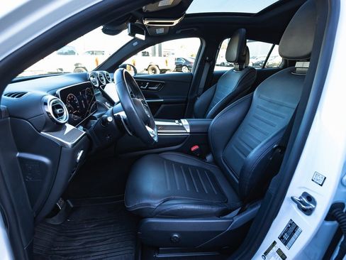 Used 2025 Mercedes-Benz GLC 43 AMG GLC 43 AMG image 25