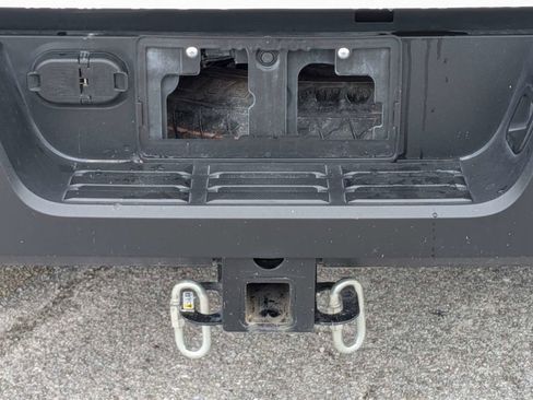 Used 2024 Toyota Tacoma SR5 RWD image 11