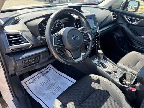 Used 2023 Subaru Forester Premium image 14