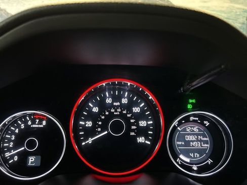 Used 2019 Honda HR-V Sport image 13