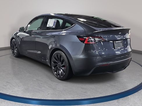 Used 2021 Tesla Model Y Performance AWD/4WD image 7