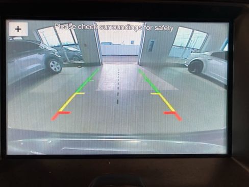 Used 2017 Ford Expedition EL Platinum image 24