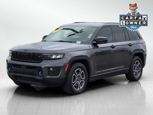 Used 2023 Jeep Grand Cherokee Trailhawk w/ Advanced Protech Group II AWD/4WD image 8