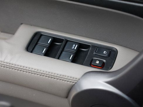 Used 2008 Honda CR-V EX-L image 38