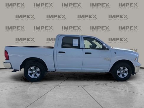 Used 2022 RAM 1500 Tradesman w/ Chrome Appearance Group image 6