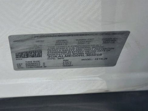 Used 2024 GMC Terrain SLE FWD image 12