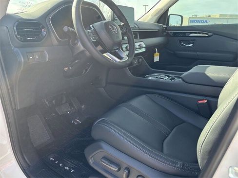 New 2025 Honda Pilot EX-L image 11