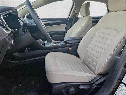 Used 2019 Ford Fusion S image 16