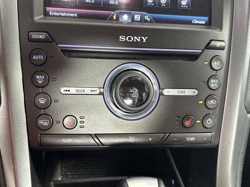 Used 2016 Ford Fusion Titanium FWD image 21
