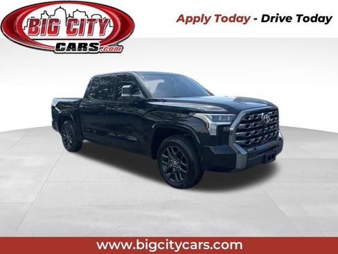 Used 2022 Toyota Tundra Platinum AWD/4WD image 1