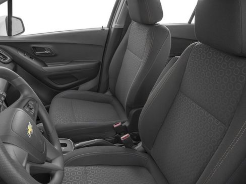 Used 2017 Chevrolet Trax LS FWD image 12