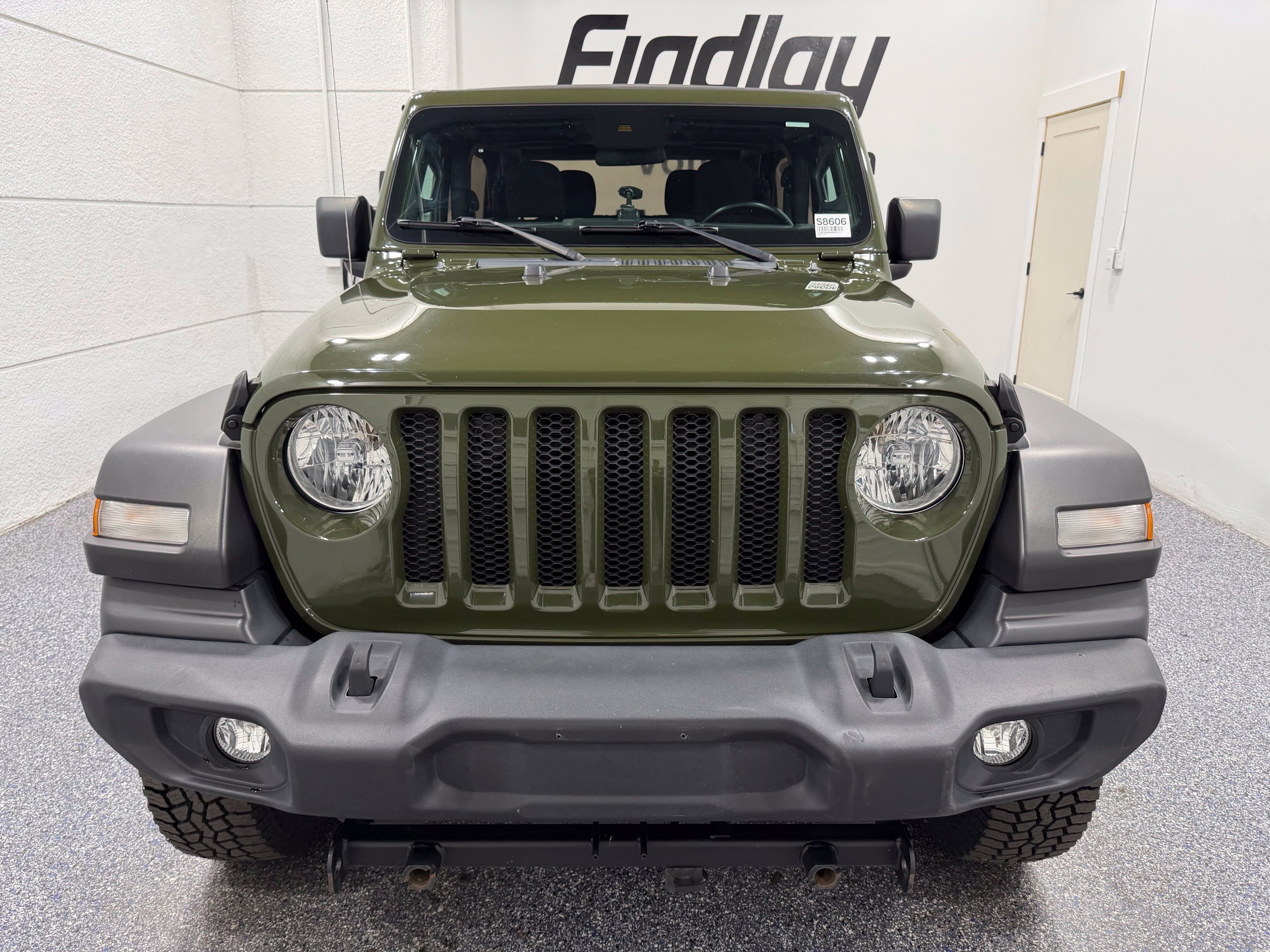 Used 2021 Jeep Wrangler Sport AWD/4WD image 10