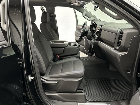 Used 2024 Chevrolet Silverado 1500 LT w/ Z71 Off-Road Package image 21