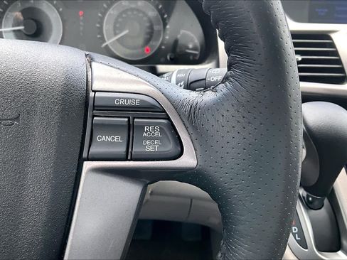 Used 2014 Honda Odyssey EX-L image 22