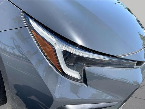 Certified 2024 Toyota Corolla SE w/ SE Premium Package FWD image 27