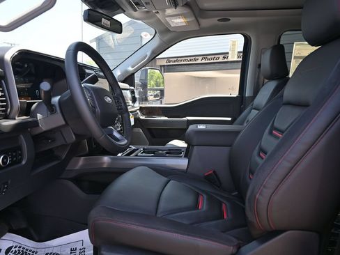 New 2026 Ford F250 Lariat w/ Black Appearance Package AWD/4WD image 18