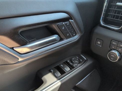 Used 2025 GMC Sierra 2500 Denali w/ Denali Reserve Package AWD/4WD image 18
