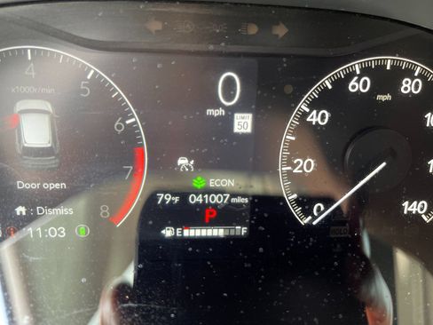 Used 2025 Honda CR-V LX image 29