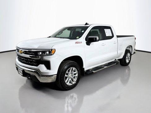 Used 2025 Chevrolet Silverado 1500 LT w/ Z71 Off-Road Package AWD/4WD image 8