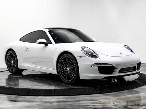 Used 2015 Porsche 911 Carrera image 19