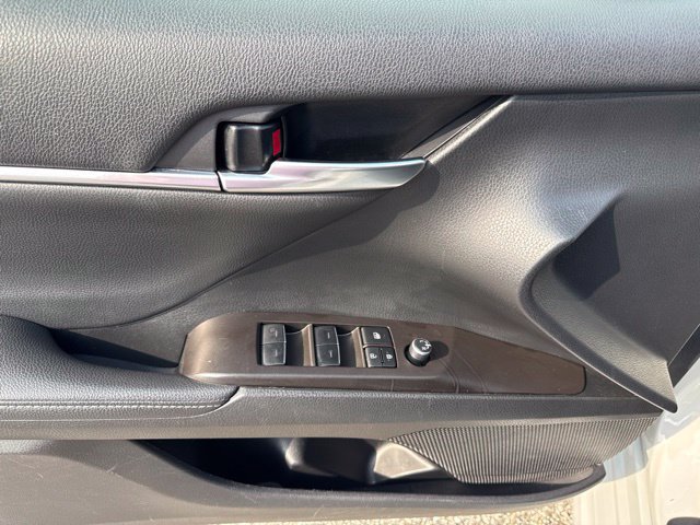 Used 2024 Toyota Camry XSE FWD image 13