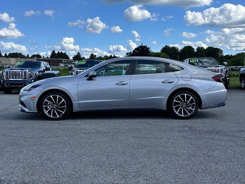 Used 2023 Hyundai Sonata Limited FWD image 7