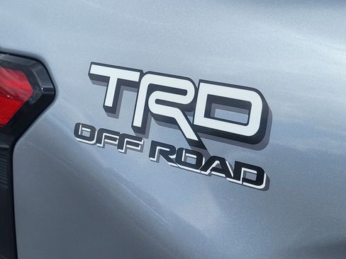New 2026 Toyota Tacoma TRD Off-Road w/ TRD Off Road Upgrade Package AWD/4WD image 8