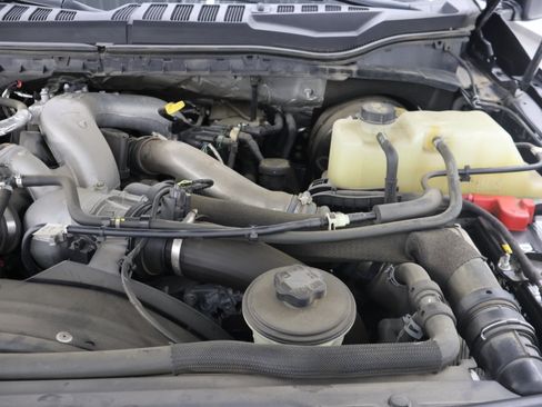 Used 2021 Ford F350 Lariat AWD/4WD image 22