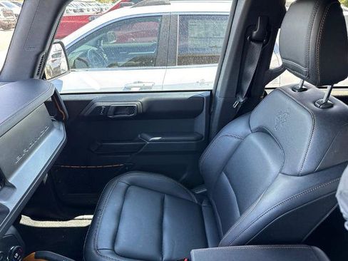Used 2024 Ford Bronco Badlands AWD/4WD image 16