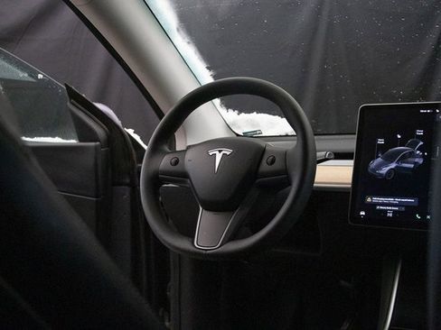 Used 2020 Tesla Model Y Long Range image 14