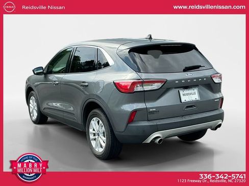 Used 2022 Ford Escape SE AWD/4WD image 4