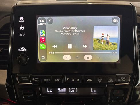 Used 2018 Honda Odyssey Touring image 18