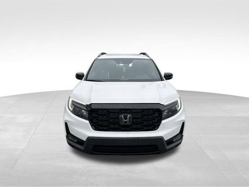 Used 2023 Honda Passport Elite image 3