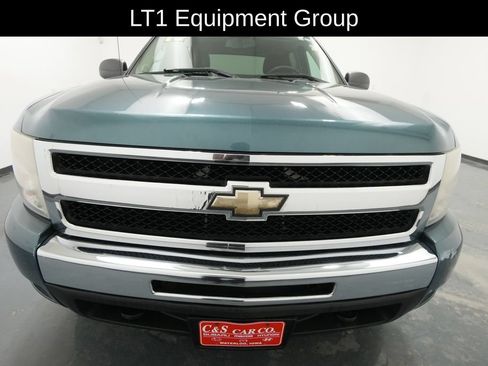 Used 2010 Chevrolet Silverado 1500 LT w/ Power Pack Plus AWD/4WD image 2