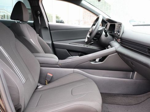 New 2025 Hyundai Elantra Sport image 10