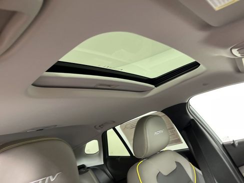 New 2026 Chevrolet Trax ACTIV w/ Sunroof Package image 11