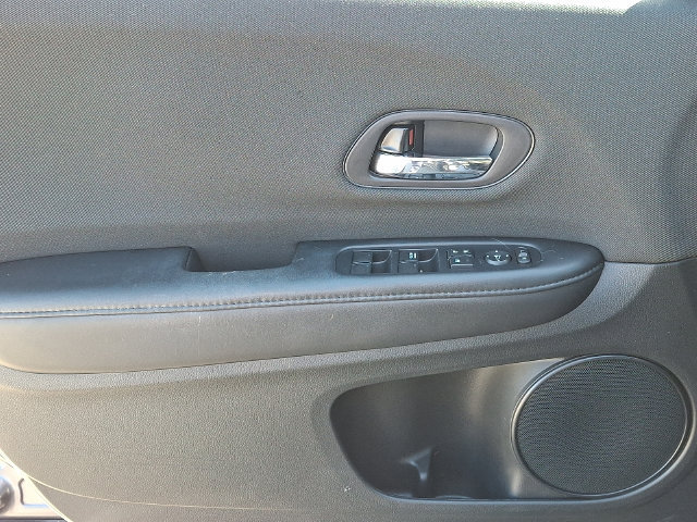 Used 2019 Honda HR-V Sport image 12