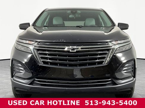 Used 2023 Chevrolet Equinox LS w/ LS Convenience Package FWD image 2