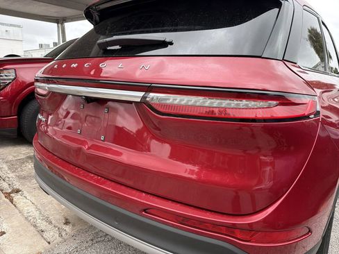 Used 2021 Lincoln Corsair AWD w/ Equipment Group 101A image 10