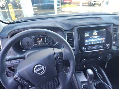 Used 2024 Nissan Frontier SL w/ Technology Package image 5