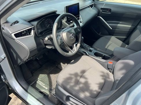 Certified 2024 Toyota Corolla Cross LE w/ Moonroof Package AWD/4WD image 12