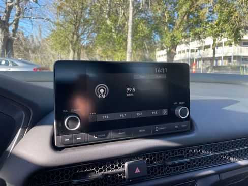 Used 2025 Honda HR-V LX image 20