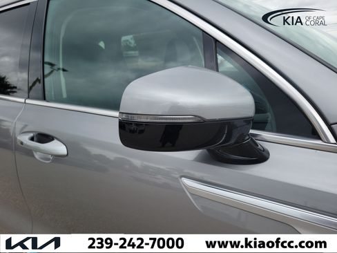 New 2026 Kia Sorento EX AWD/4WD image 8
