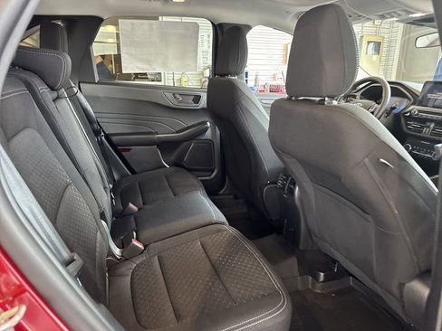New 2025 Ford Escape Active w/ Cold Weather Package image 15