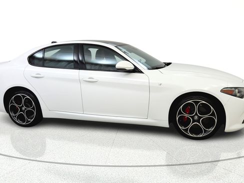 Used 2023 Alfa Romeo Giulia Ti w/ Active Assist Plus Package AWD/4WD image 8