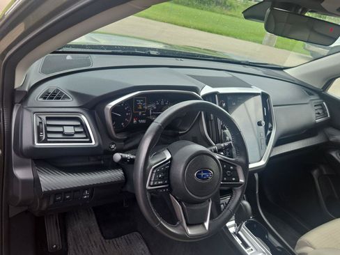 Used 2023 Subaru Ascent Premium w/ Convenience Package AWD/4WD image 19