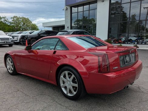 Used 2004 Cadillac XLR RWD image 10