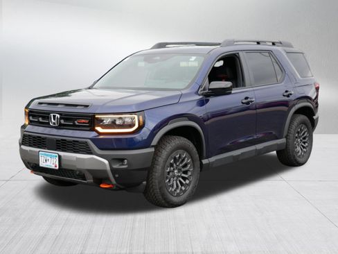 Certified 2026 Honda Passport TrailSport image 3