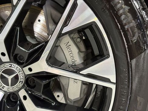 Used 2025 Mercedes-Benz GLC 350e 4MATIC w/ Driver Assistance Package image 38